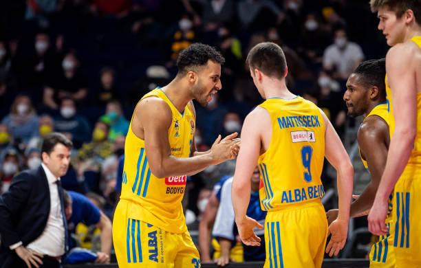 采用了多平 采用了多平