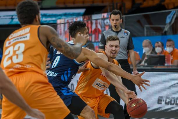 通过不同球 通过不同球