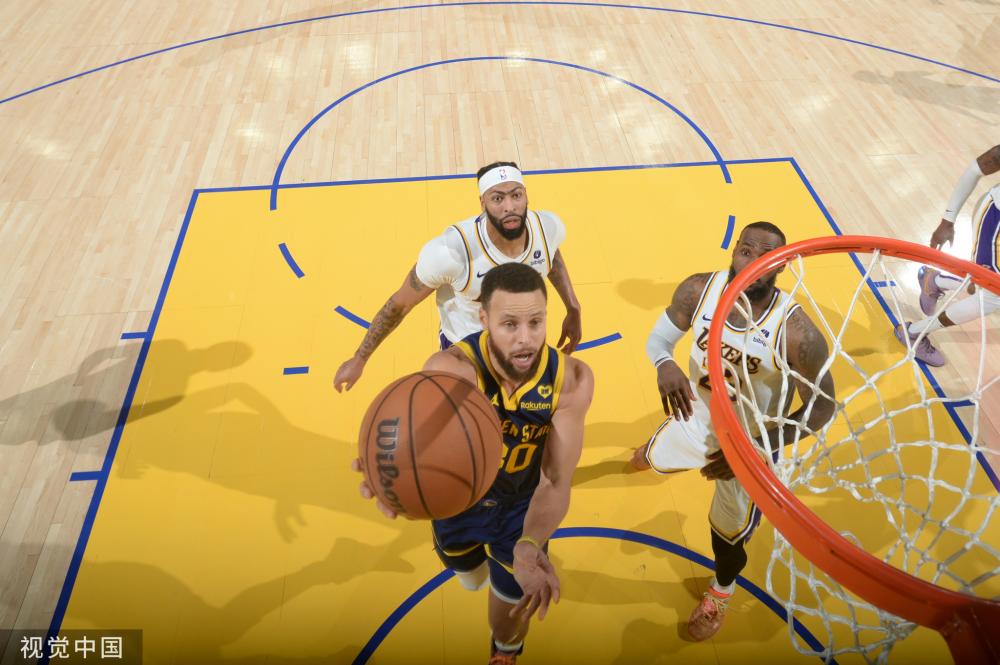 赛场上的优 赛场上的优